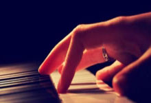 678官网:希勒評英超賽季最佳陣容:哈蘭德領銜曼城4將 凱恩拉什福德入選.